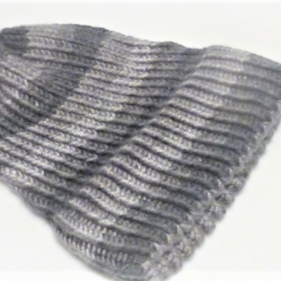 Hand Knitted KIDS TOQUE Kids HAT Kids Wool Hat Vintage Hat Cap Black & Gray Hat - Picture 2 of 4